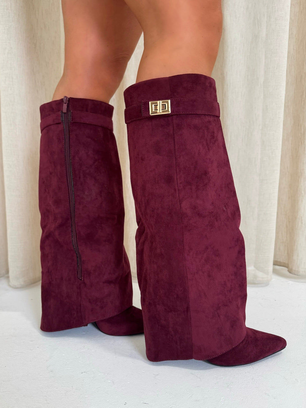 GIA Suede Lock Detail Boots In Burgundy