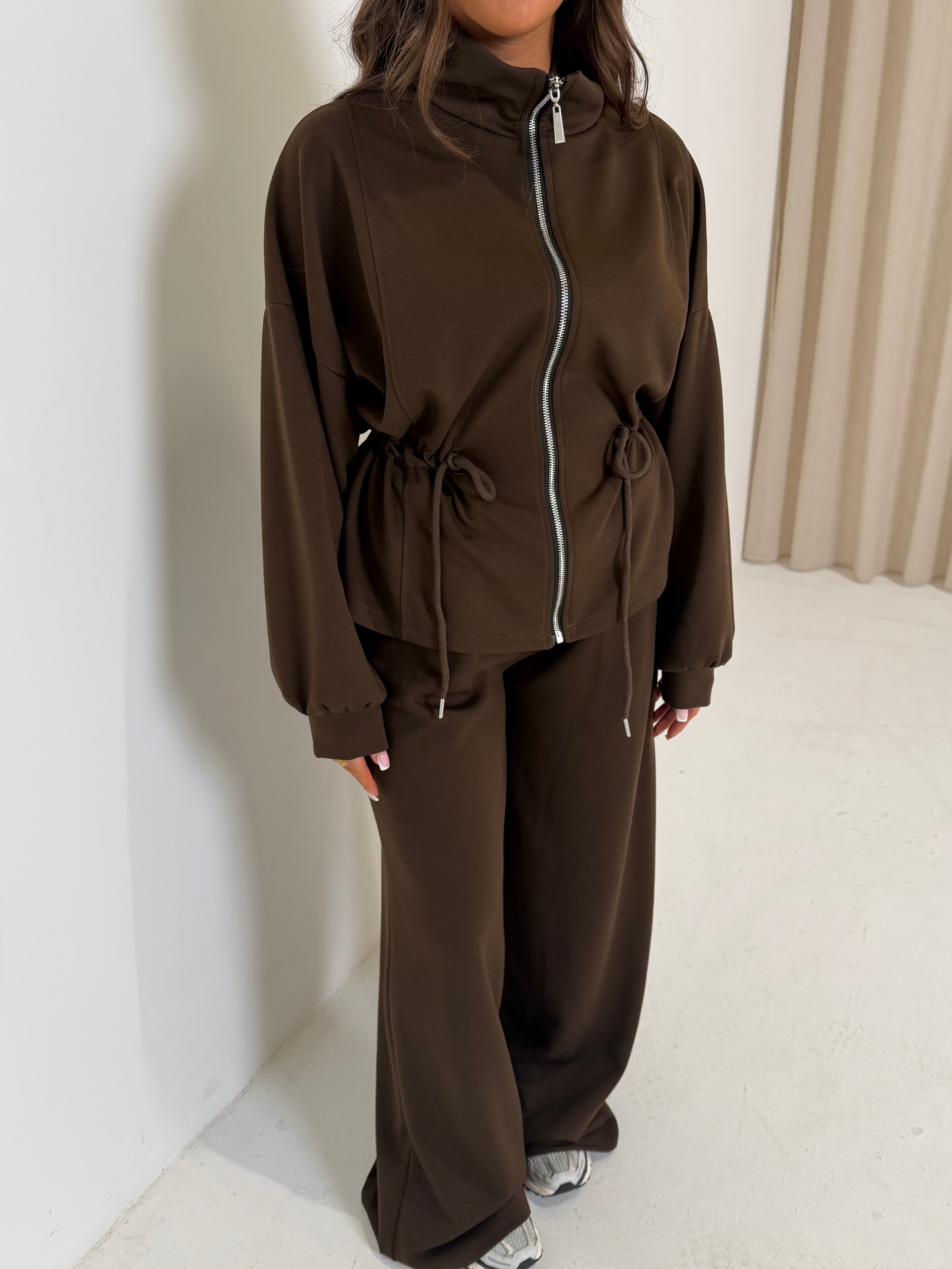 MARLIE Long Sleeved Cinched Waist Co-Ord In Chocolate