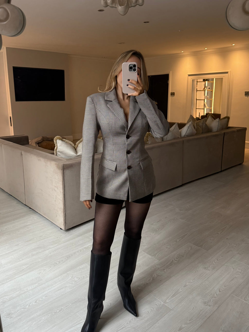 DIANA Houndstooth Tailored Button Up Blazer In Black