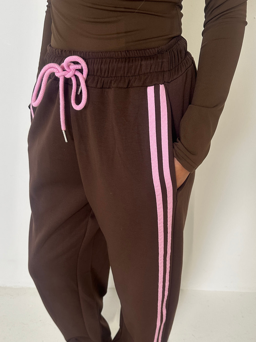 AMELIA Wide Leg Striped Trousers In Chocolate & Pink