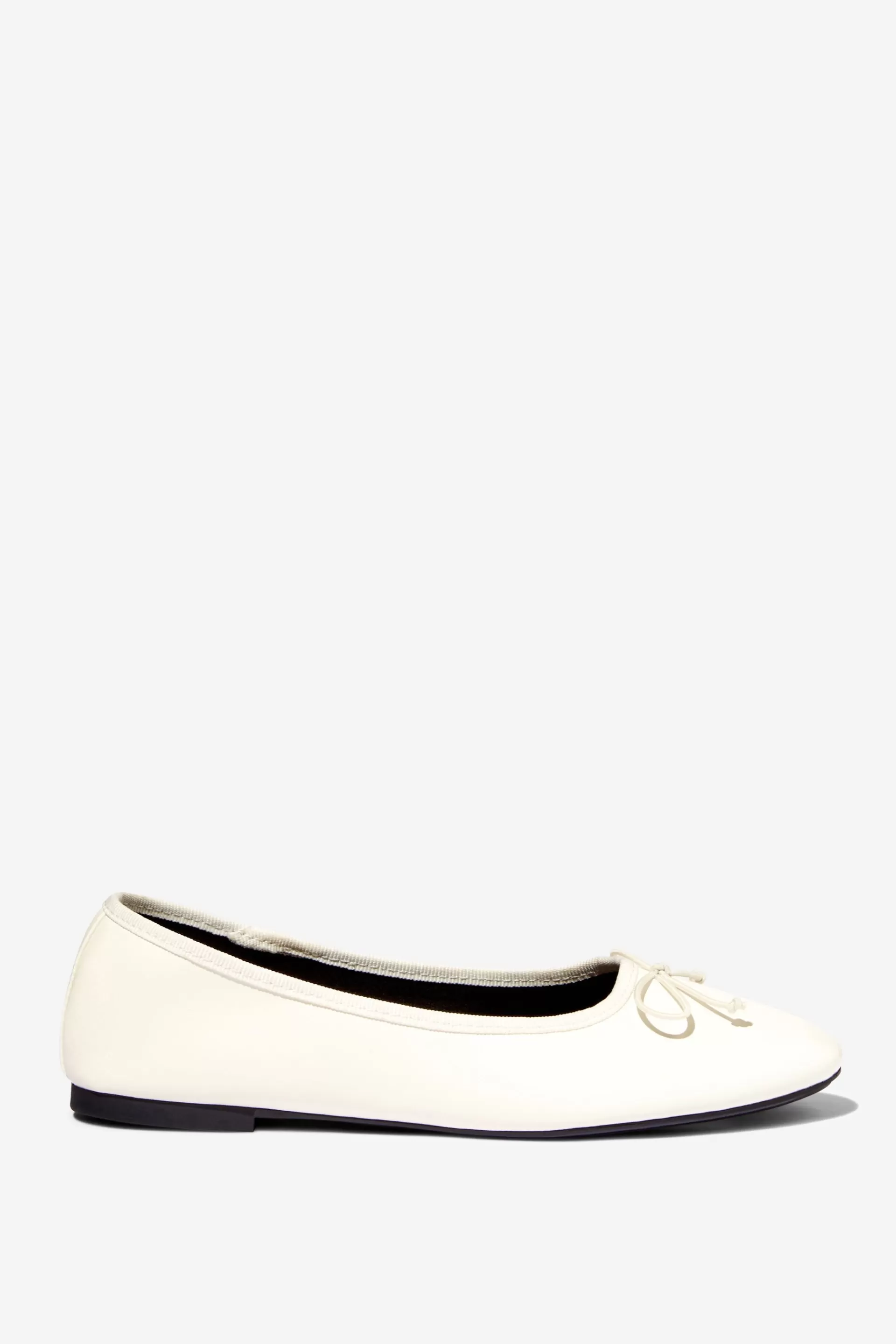 Cotton On Ballet Flats & Loafers*Amy Round Ballet Vanillasmooth