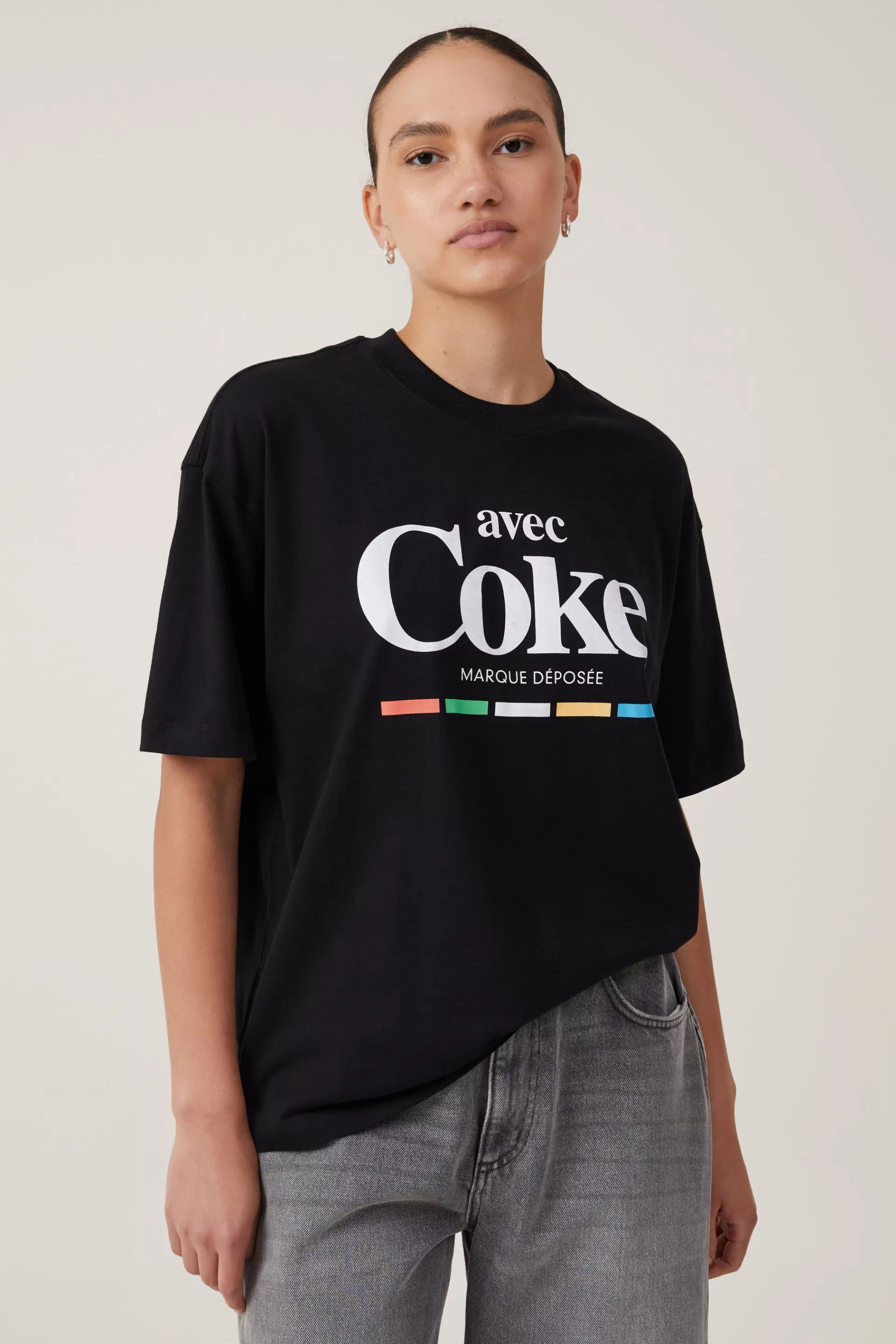 Cotton On Graphic T-Shirts | Tops*Coca Cola Boxy Graphic Tee Lcncokcocacolacoke/black