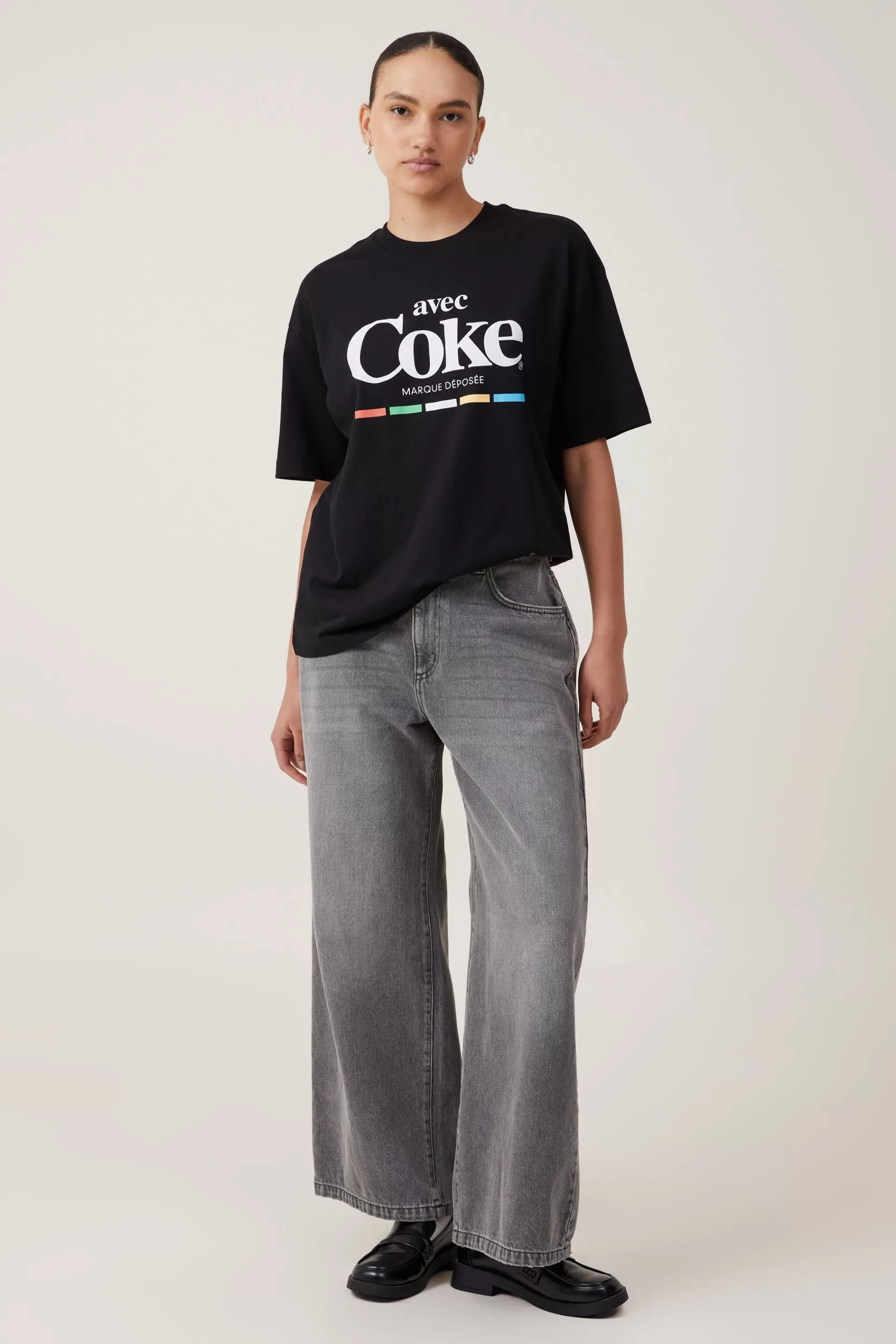 Cotton On Graphic T-Shirts | Tops*Coca Cola Boxy Graphic Tee Lcncokcocacolacoke/black