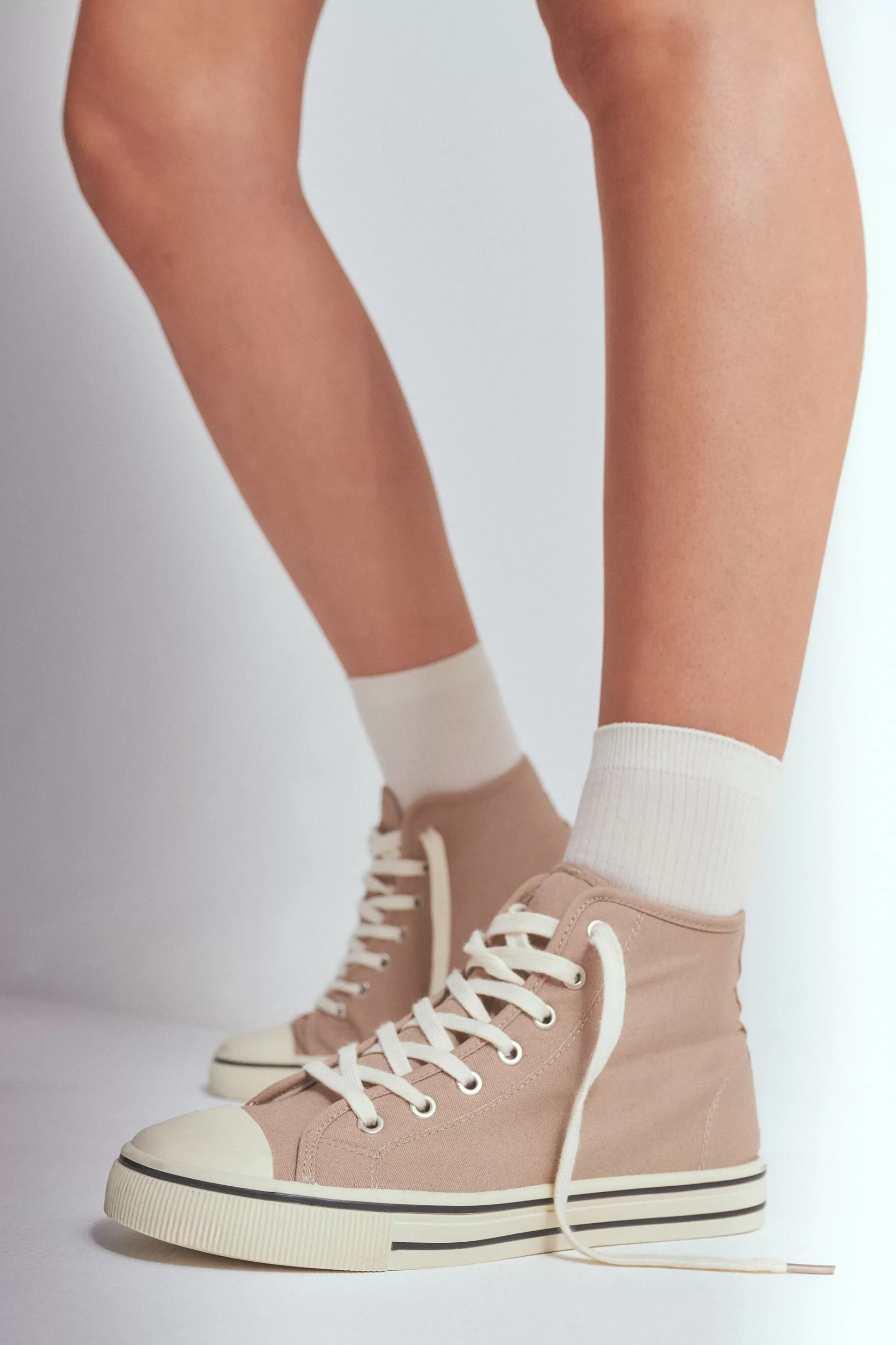 Cotton On Sneakers*Harlow High Top Latte