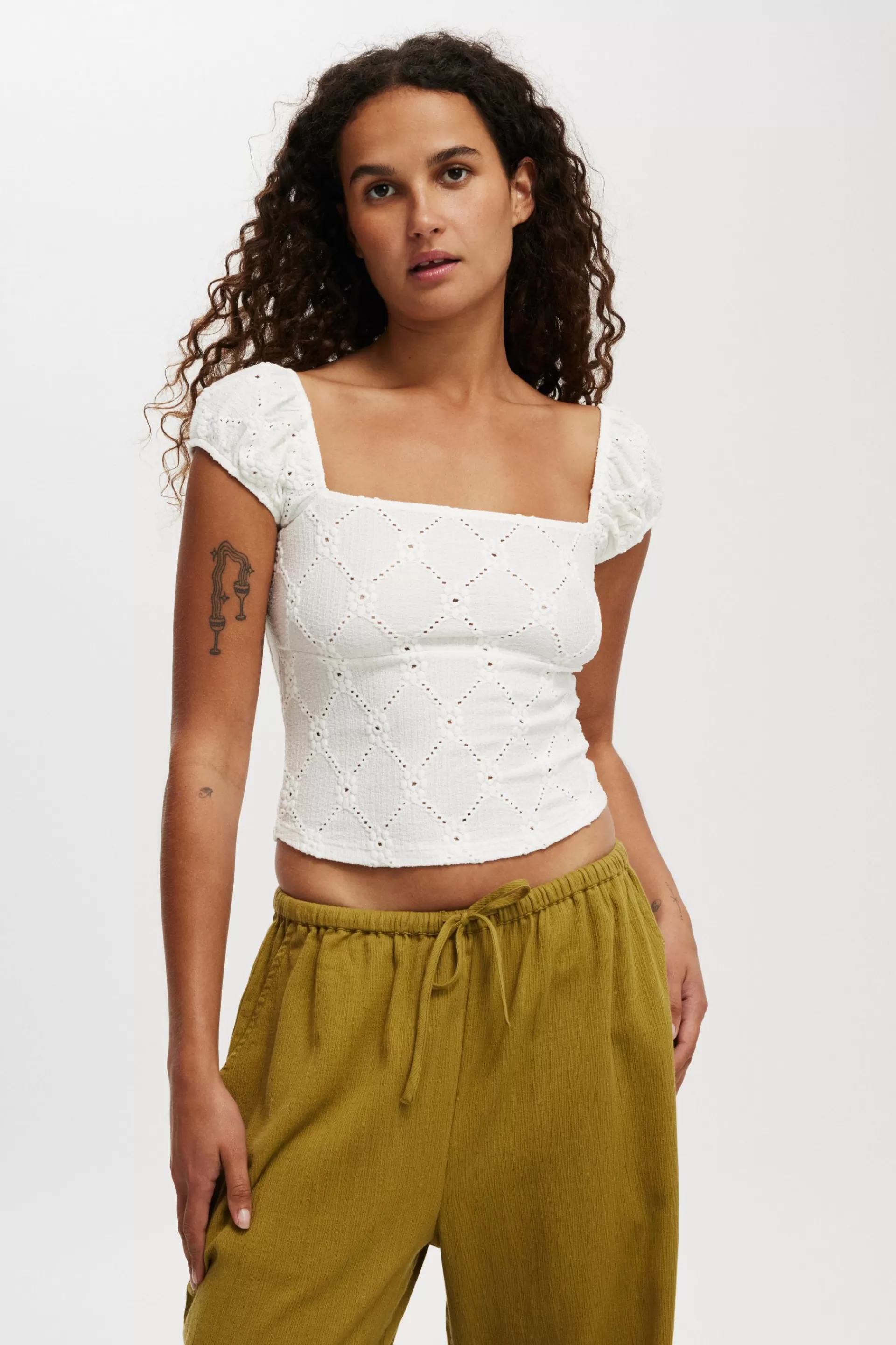 Cotton On Tops*Kaia Textured Short Sleeve Vintagewhite