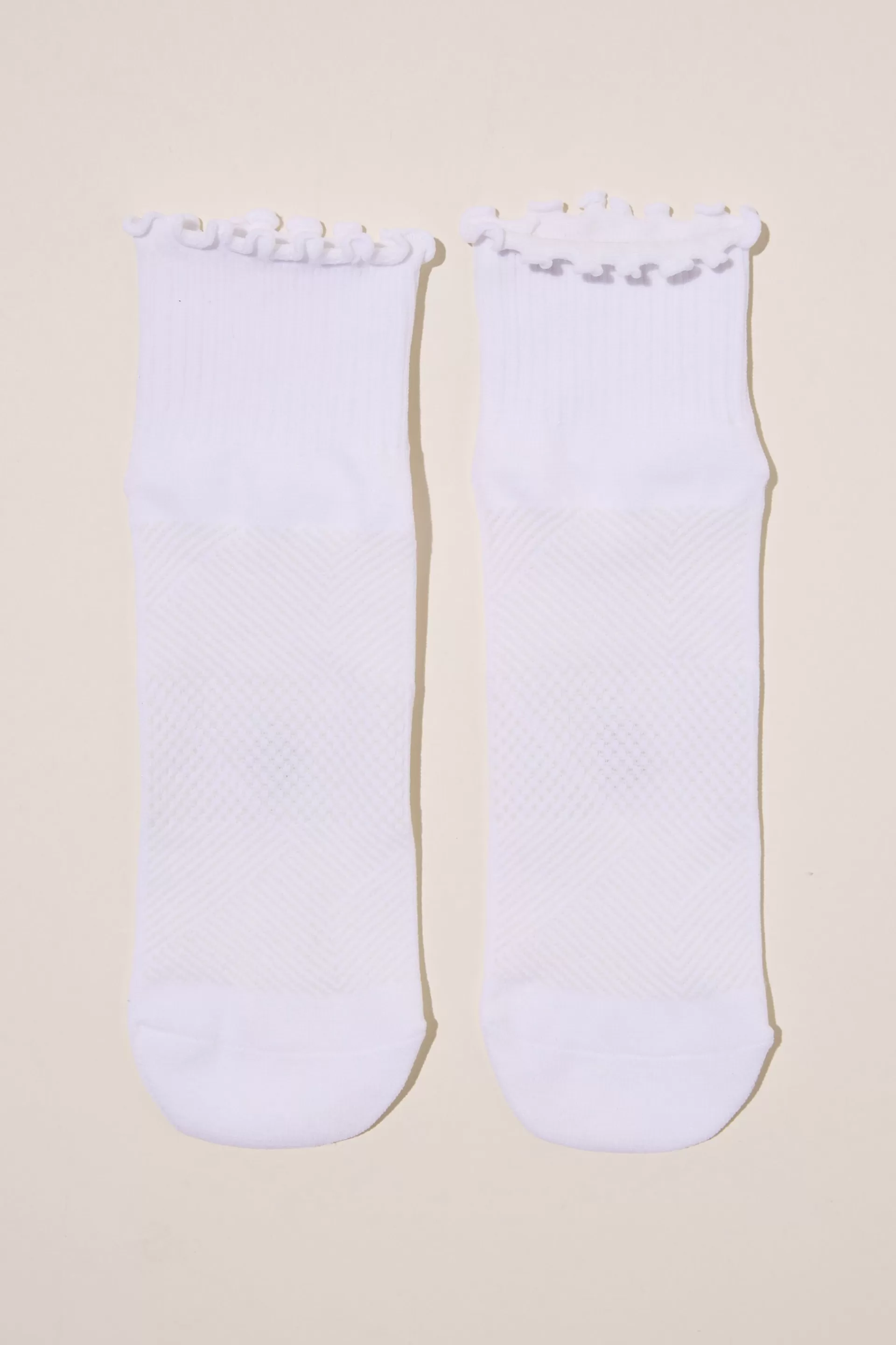 Cotton On Accessories*Performance Mid Crew Frill Sock White