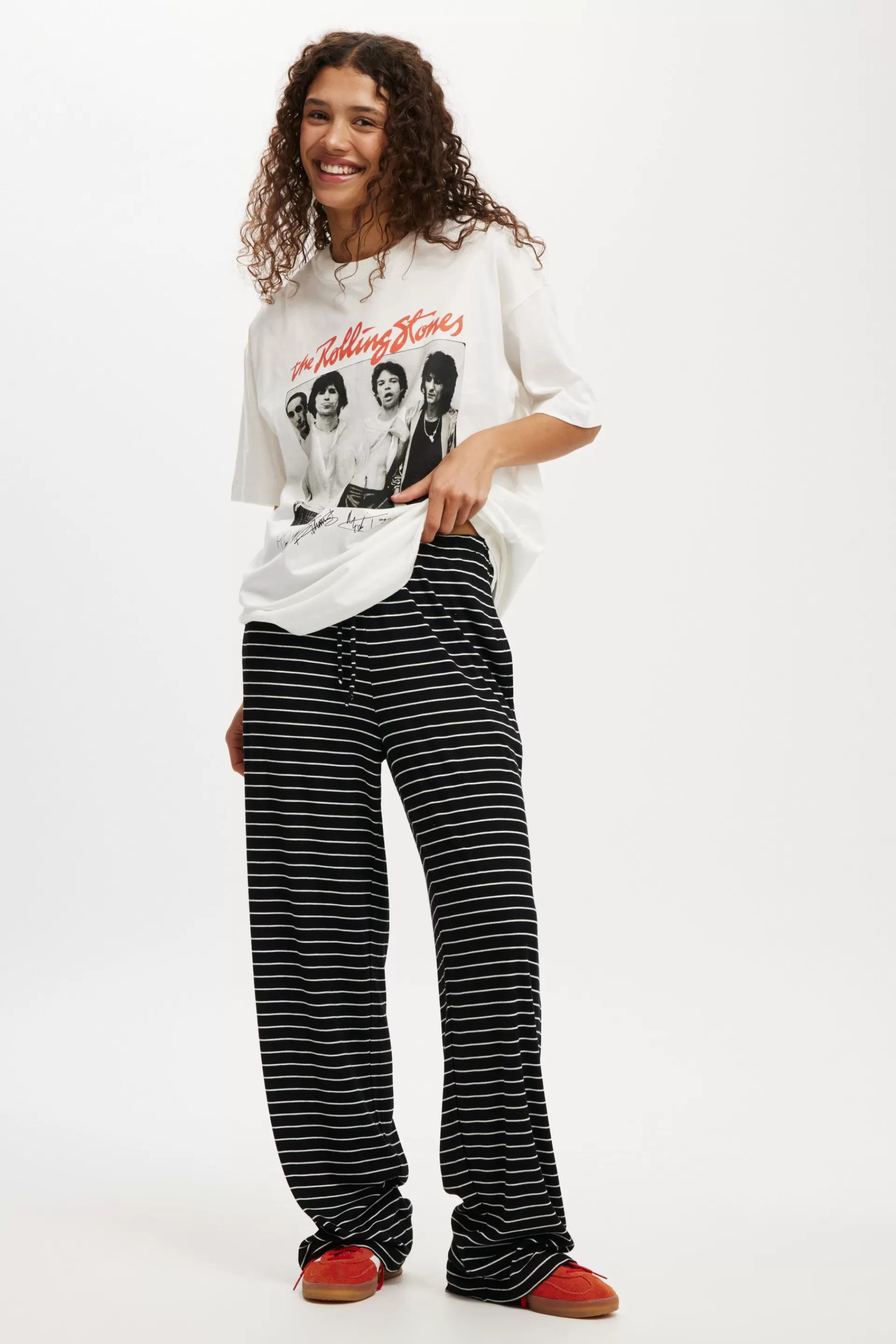 Cotton On Graphic T-Shirts | Tops*Rolling Stones Music Boxy Graphic Tee Lcnbrarsphotographic/vintagewhite