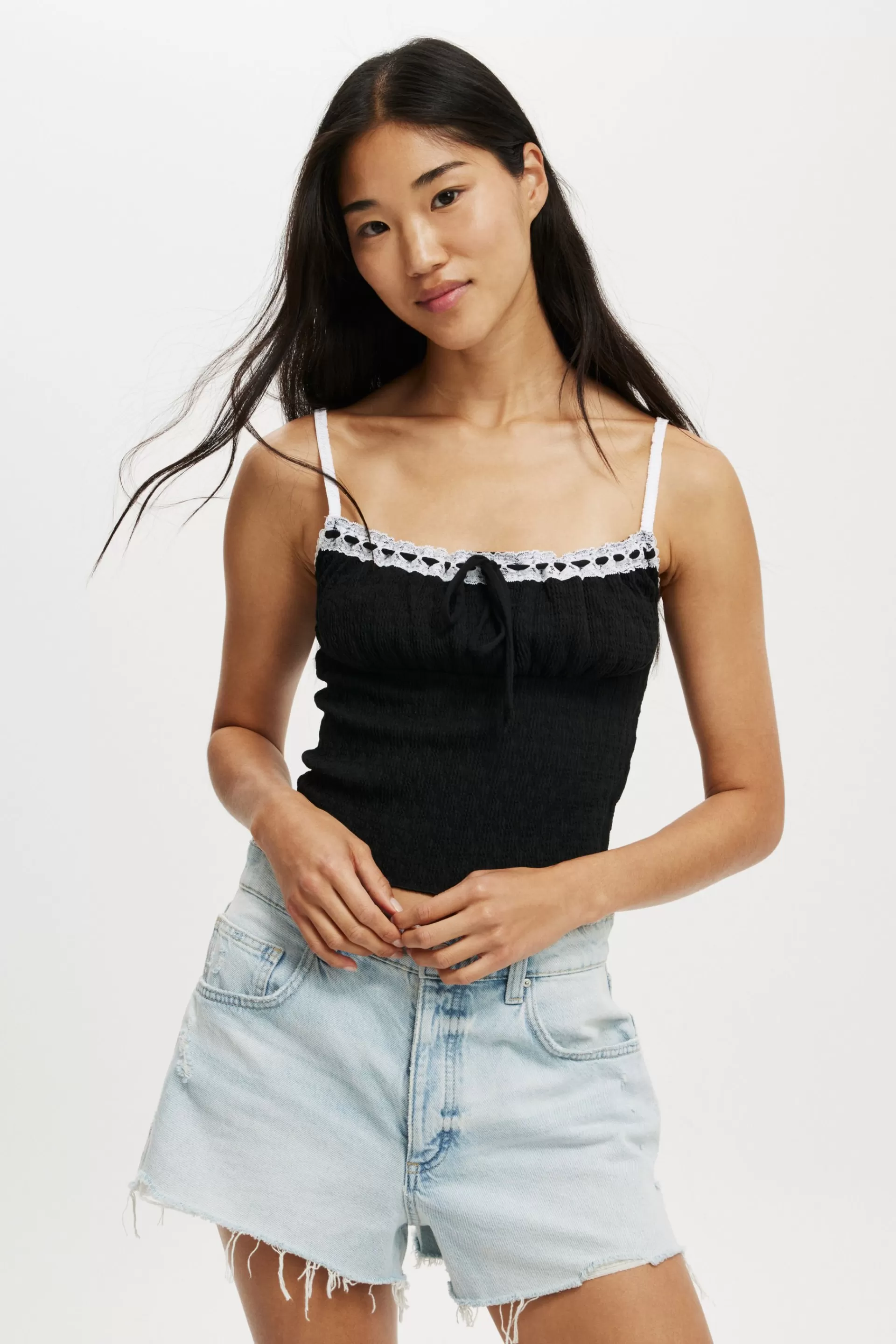 Cotton On Tops*Tully Lace Trim Cami Black/white